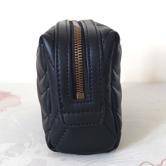 Gucci gg Mormont black leather quilted bag - Picture 2 of 13